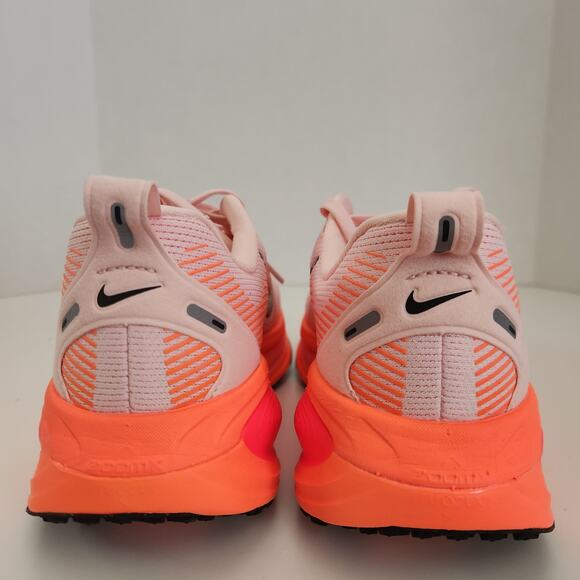 Nike Vomero 18 Women's Road Running Shoes (HM6804-600, Size 7 - Picture 5 of 10